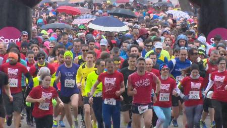 Imagen 3.000 personas celebran el Día de la Mujer corriendo en Sanse
