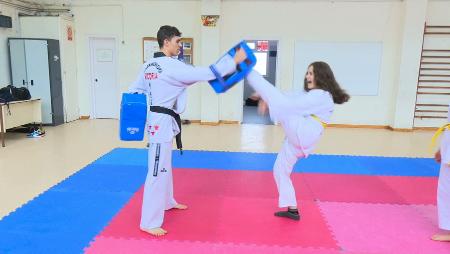 Imagen Un programa de la Comunidad hace crecer el taekwondo en los institutos...