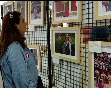 Imagen Mujeres y Toros, Panderetas y La Tercera