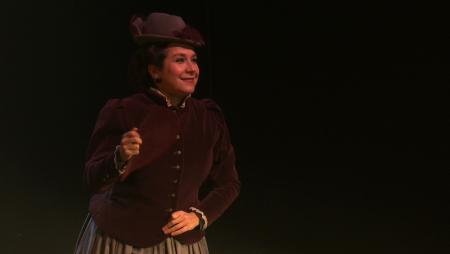 Imagen La figura de Emilia Pardo Bazán deslumbra en el “Teatro de cerca” del...