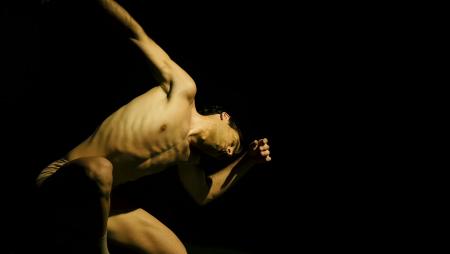 Imagen De “bicho raro” a prodigio de la danza: Alejandro Lara estrena...